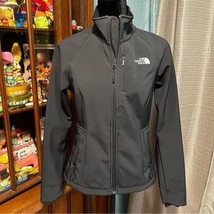 NWOT North Face Windwall Shell Jacket Fleece Lined